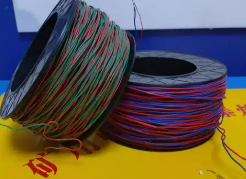 南乐放炮线的主要材质有哪些？不同材质的适用场景有何区别？